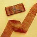Цвет красный золотой